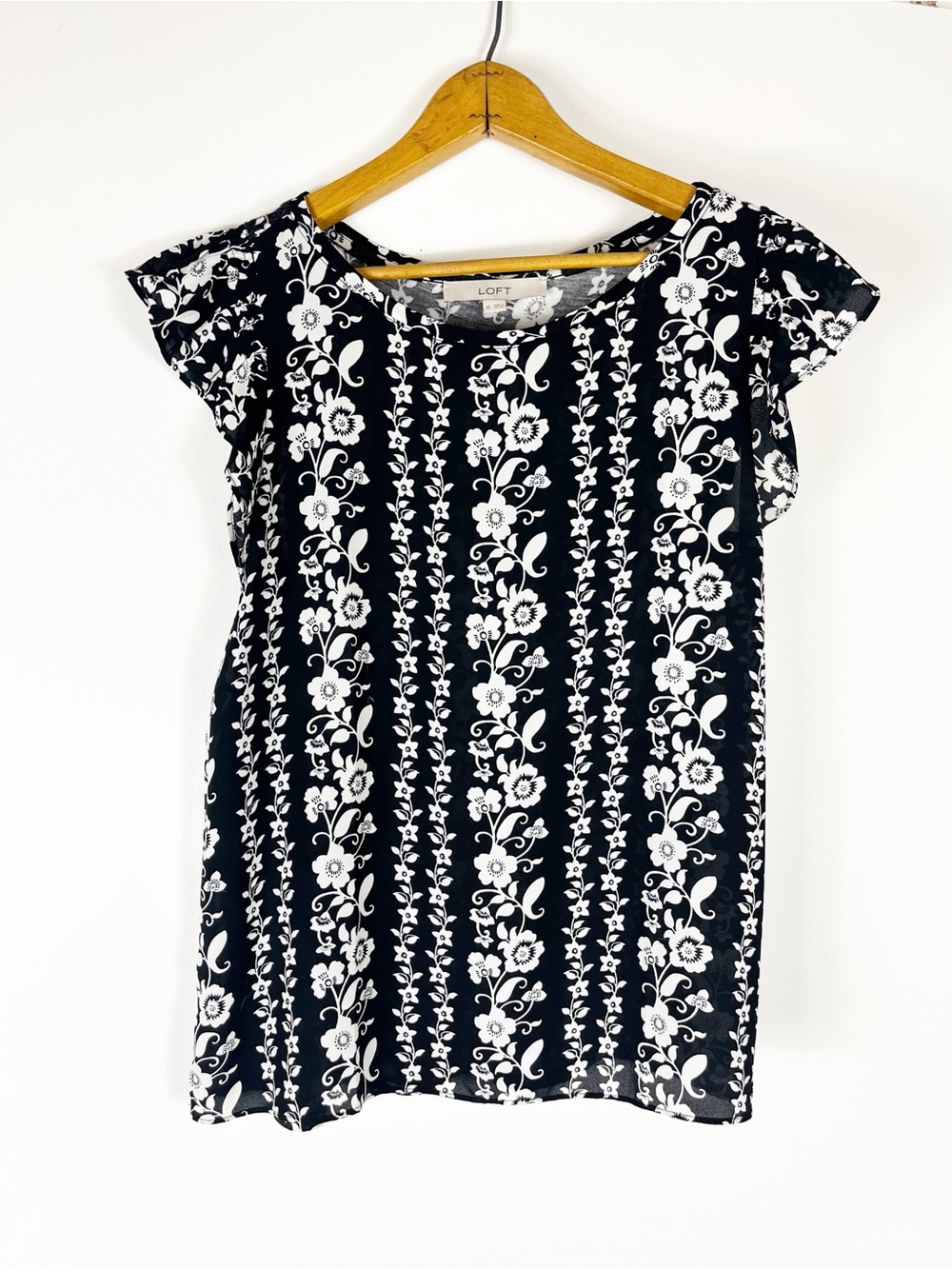 Loft Floral Mixed Media Ruffle Blouse Black White size XS